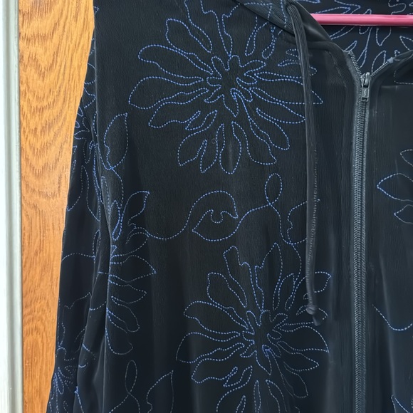 Chico’s Ladies zippered jacket Size 3 - Picture 3 of 5